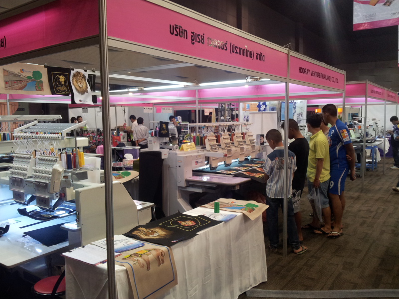 Hooray Venture จัดแสดงเครื่องจักรในงาน it@book expo 2012